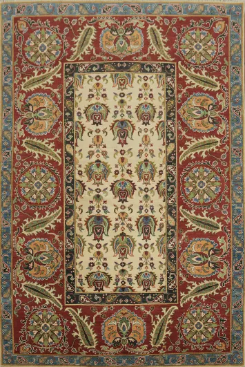 Luxury Vintage-Inspired Rug with Regal Motifs and Rich Colors 6x9