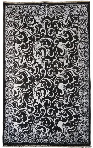 Elegant Black and Silver Rug with Ornate Scrollwork Design 4'x6'