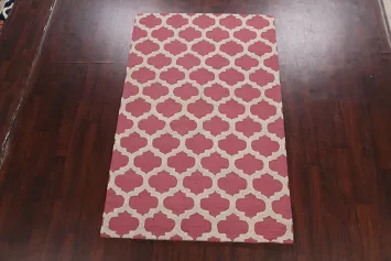 Trellis Area Rug 5x8