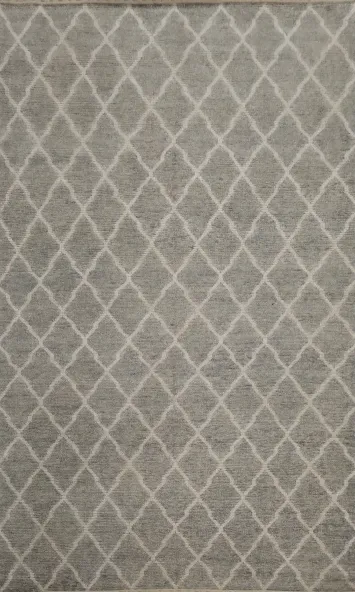 Elegant Gray Diamond Pattern Rug for Modern Interiors 7x10