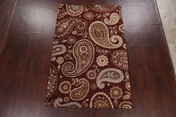 Hand-tufted Floral Paisley Area Rug 5x8