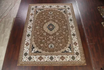 Traditional Tabriz Area Rug