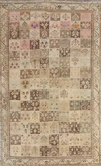 Antique Bakhtiari Persian Area Rug 5x8