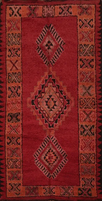 Moroccan Area Rug 5x10 with Attractive Geometric Pattern Highlights