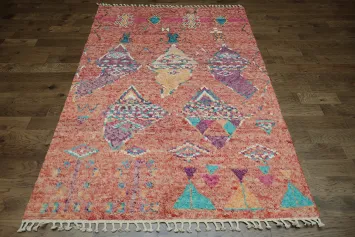 Colorful Abstract Rug with Distinctive Diamond and Tribal Prints 7x10
