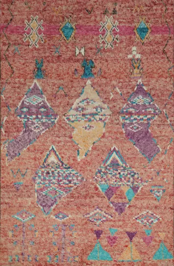 Colorful Abstract Rug with Distinctive Diamond and Tribal Prints 7x10