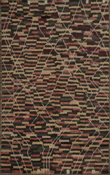 Sophisticated Earth-Hued Moroccan Area Rug 9x13 with Urban Style