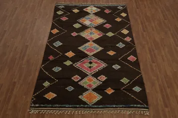 Handcrafted Moroccan Area Rug 7x11 with Dynamic Diamond Motifs