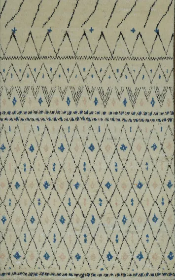 Versatile Berber Style Neutral Rug with Stylish Blue Accents 6x9