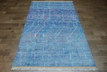 Abstract Sky Blue Rug with Linear Artistic Details 6x10
