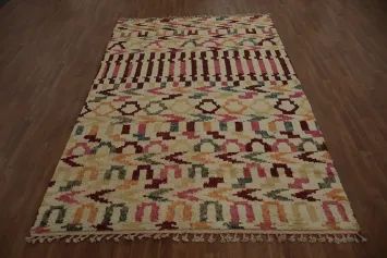 Moroccan Area Rug 7x11 with Eye-Catching Symmetrical Design