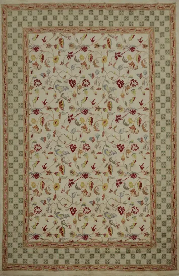 Elegant Aubusson Wool Area Rug 6x8 with Vibrant Floral Centerpiece