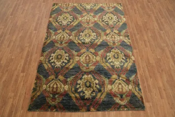 Geometric  Jewel-Toned Rug with Classic Design 6x8