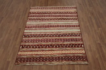 Elegant Earthy Striped Rug: Sophisticated Decor Accent 5x7