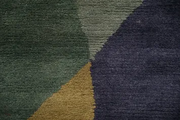 Contemporary Plush Nepalese Stylish Rug with Bold Geometric Patterns 6x9