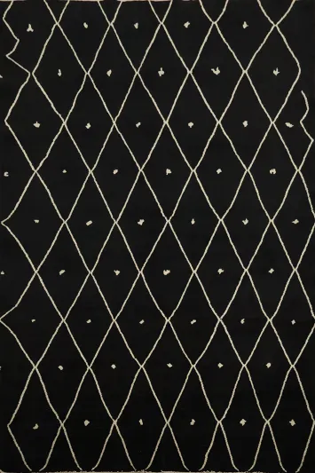 Elegant Black Diamond-Patterned Rug with Subtle Accents 7x10