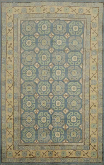 Traditional Khotan Area Rug 6x9 with Symmetrical Motif and Border
