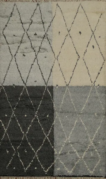 Elegant Four-Tone Moroccan Area Rug 6x9 Classic Diamond Design