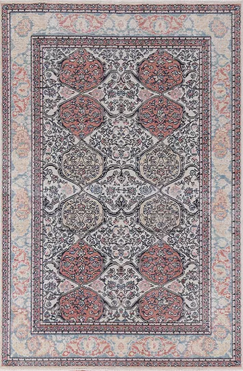 Hand-Knotted Bakhtiari Turkish Wool Rug 4x6