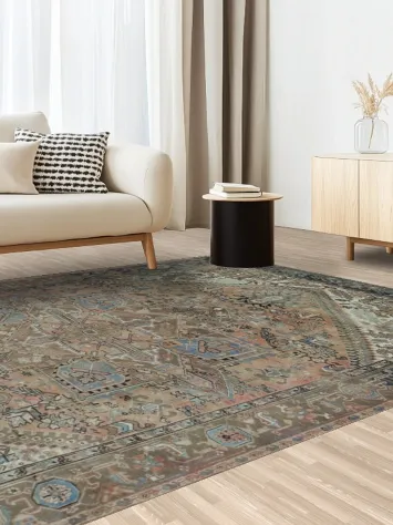 Vintage Geometric Heriz Persian Area Rug 8x11