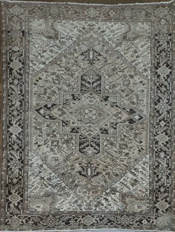 Classic Muted Peach Heriz Persian Area Rug in Neutral Tones 8x10