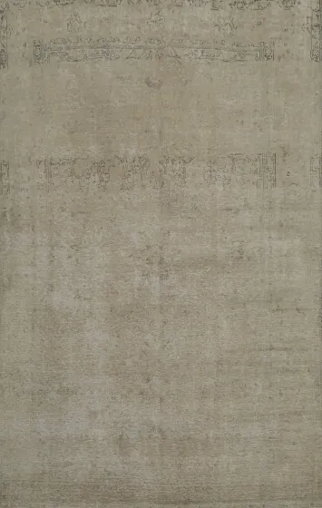 Vintage-Inspired Persian Rug with Subtle Beige Tones and Patterns 7x10