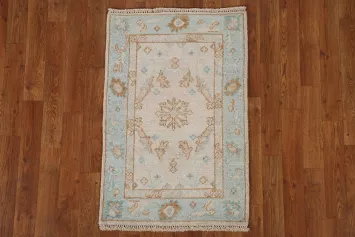 Hand-Knotted Oushak Oriental Rug 2x3