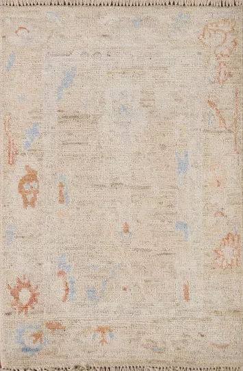 Hand-Knotted Oushak Turkish Rug 2x3