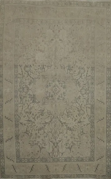 Refined Floral Tabriz Persian Area Rug 6x10 in Subtle Earth Tones