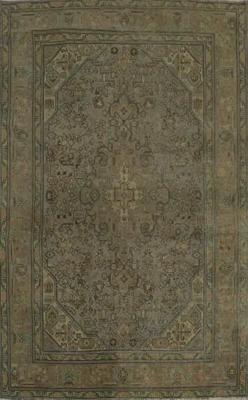 Old World Charm: Classic Persian Rug for a Sophisticated Touch 7x10