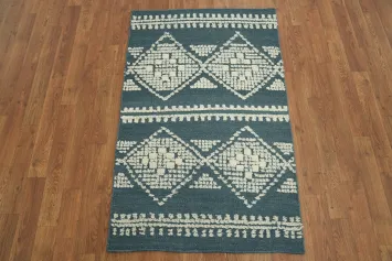 Chic Blue and White Patterned Rug for Home Decor Excellence 3x4