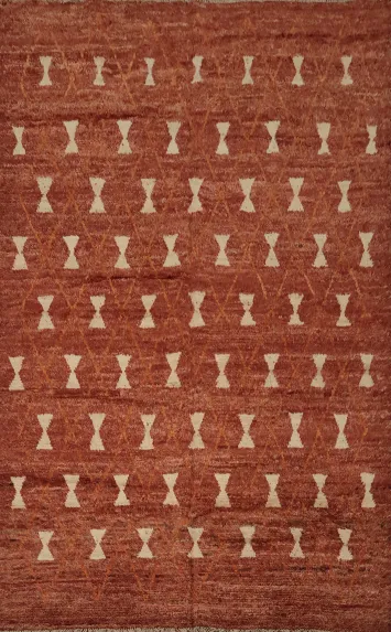 Chic Moroccan Area Rug 7x10 with Symmetrical Geometric Motifs