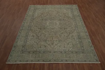 Ornate Tabriz Persian Area Rug 8x11 with Traditional Medallion Design