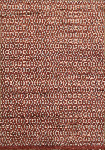 Elegant Diamond Pattern Rug in Rich Terracotta Hues for Living Spaces 7x10