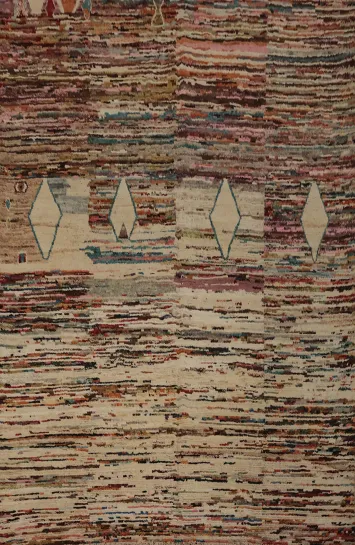 Exquisite Moroccan Area Rug 9x12 Geometric Patterns and Rich Colors