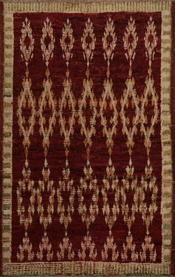 Classic Red Geometric Diamond Moroccan Area Rug 6x8