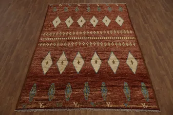 Warm Moroccan Area Rug 7x10 Embellished with Timeless Patterns