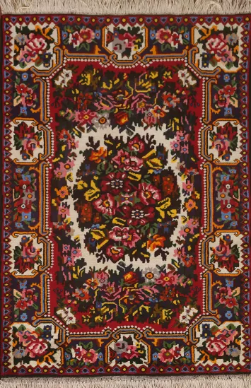 Victorian Style Bakhtiari Persian Area Rug 4x5