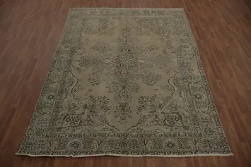 Classic Distressed Tabriz Persian Area Rug 8x11 with Medallion Centerpiece