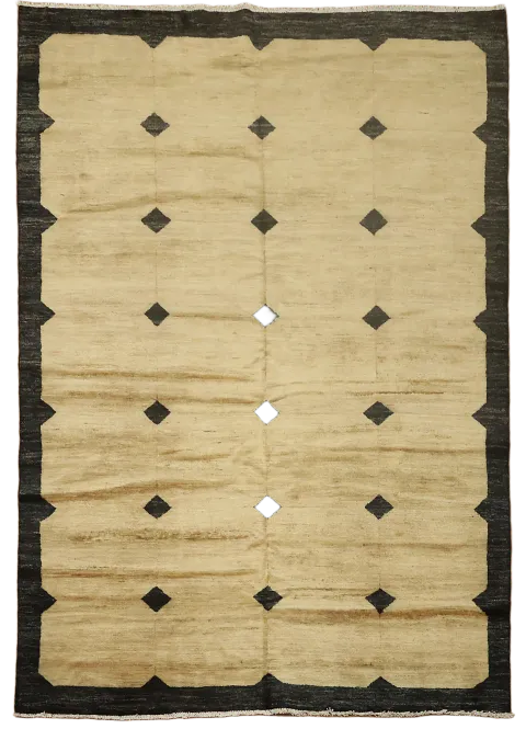 Contemporary Beige Rug with Bold Black Diamond Accents 6x8