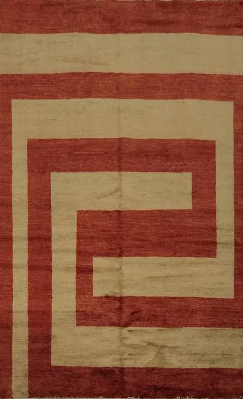 Geometric Gabbeh Vegetable Dye Area Rug 6x8 with Maze-like Design