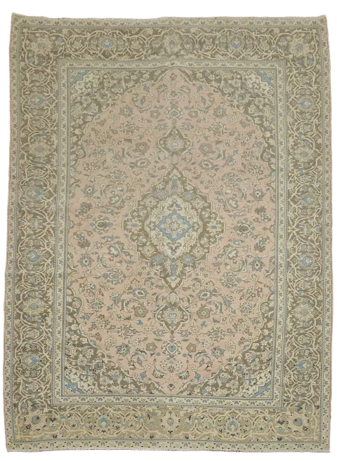 Elegant Traditional Rug with Central Medallion and Floral Patterns 8x11