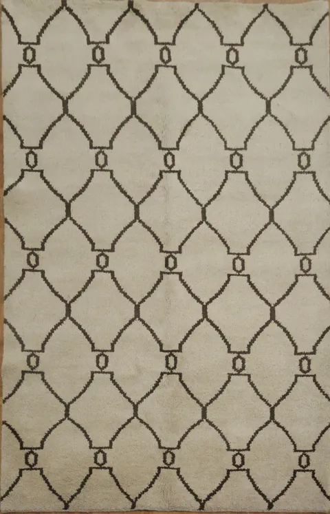 All-Over Trellis Oriental Area Rug 5x8