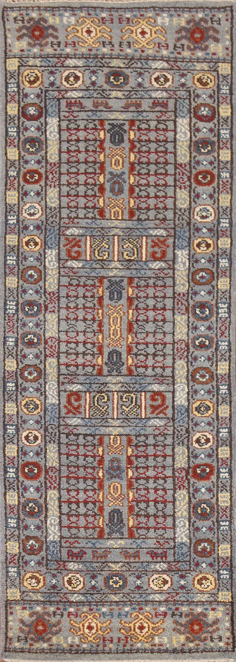 Majestic Runner Rug Featuring Rich Colors and Detailed Designs 3x8