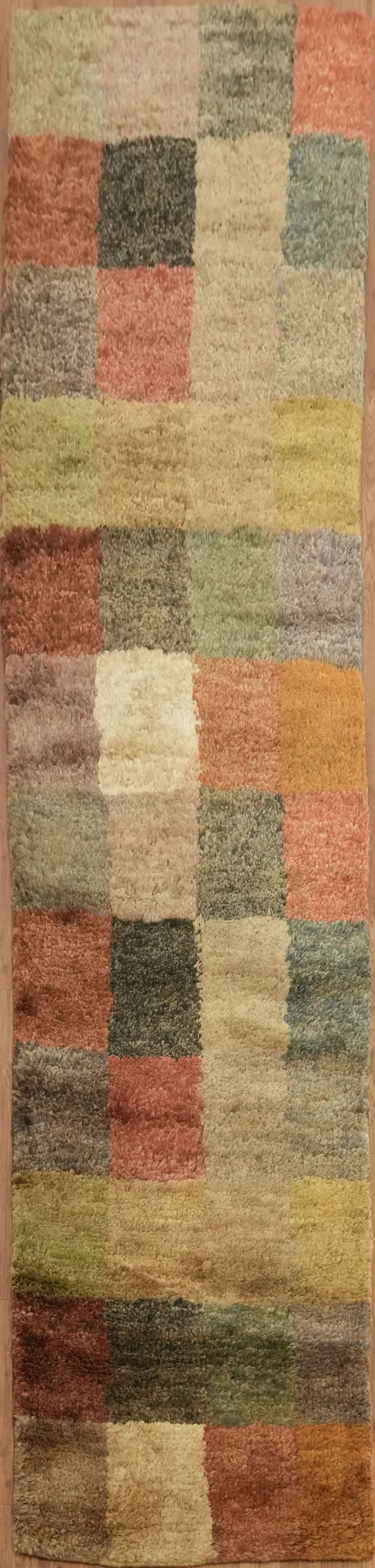 Checkered Contemporary Runner Rug 2x10