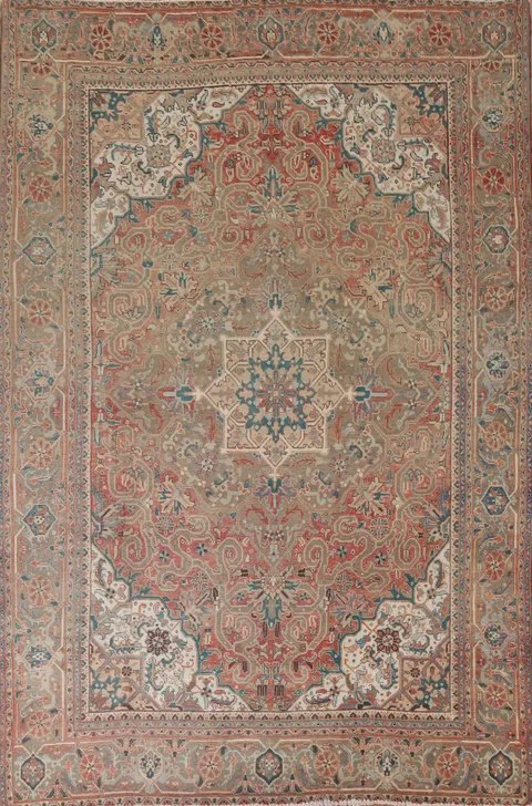 Vintage Wool Heriz Persian Area Rug 8x11