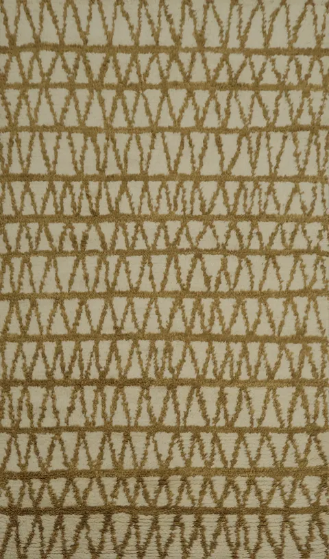 Sophisticated Stylish Triangle Motif Moroccan Area Rug 5x8
