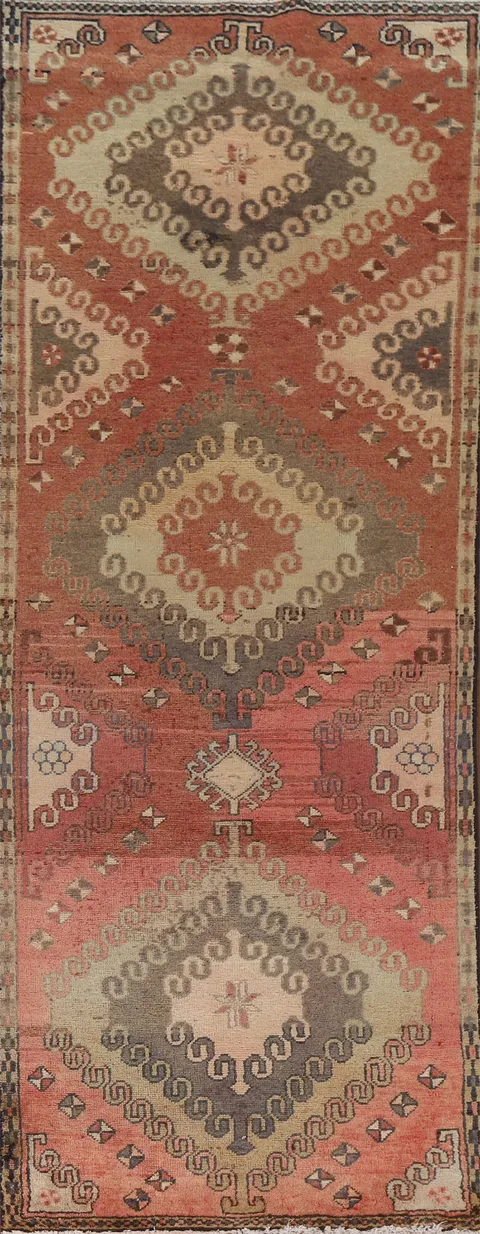 Geometric Bakhtiari Persian Runner Rug 3x9