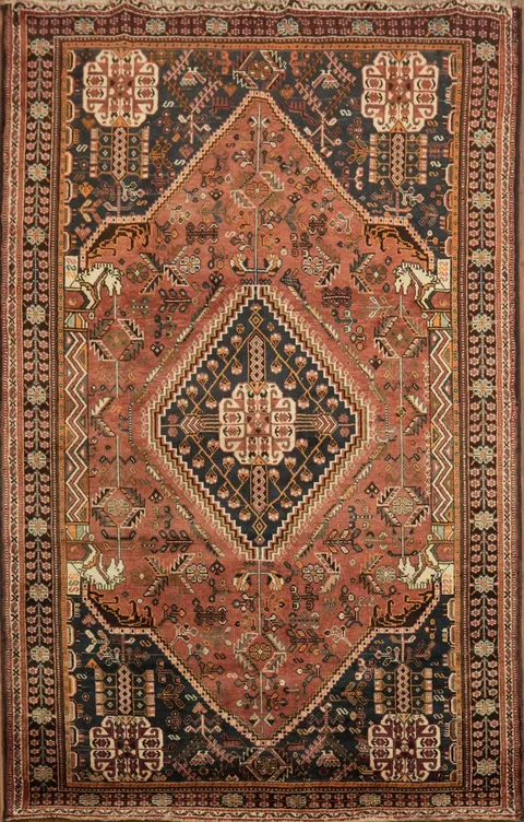 Vintage Wool Shiraz Persian Area Rug 5x8