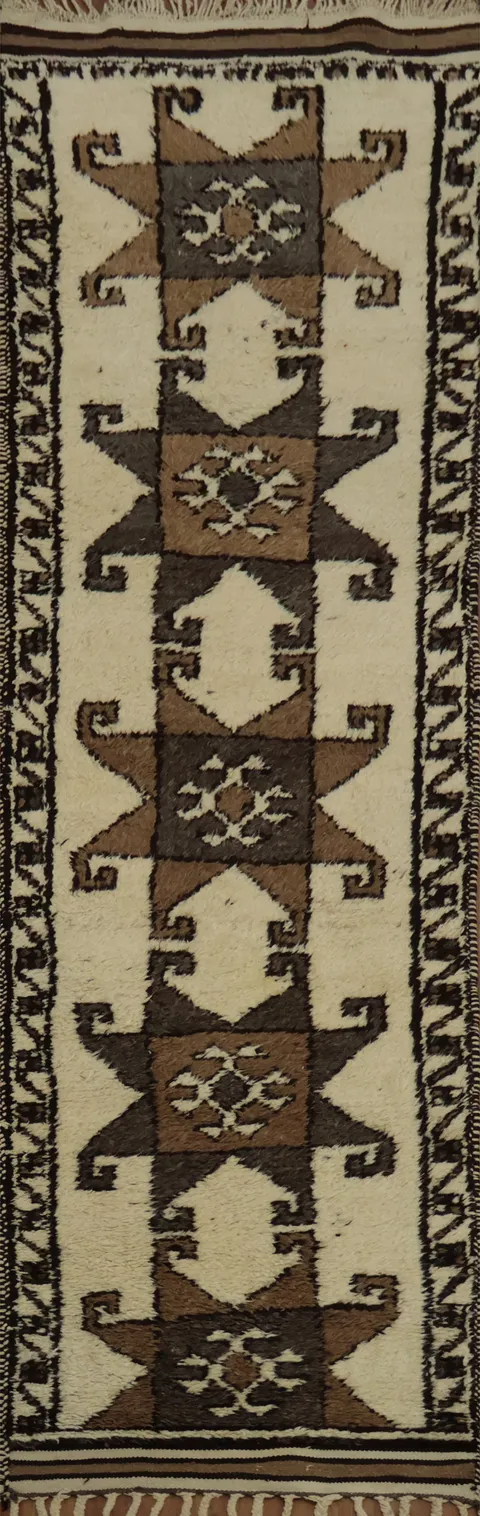 Intricate Kurdish Vegetable Dye Runner Rug 3x11 Perfect for Hallway Decor